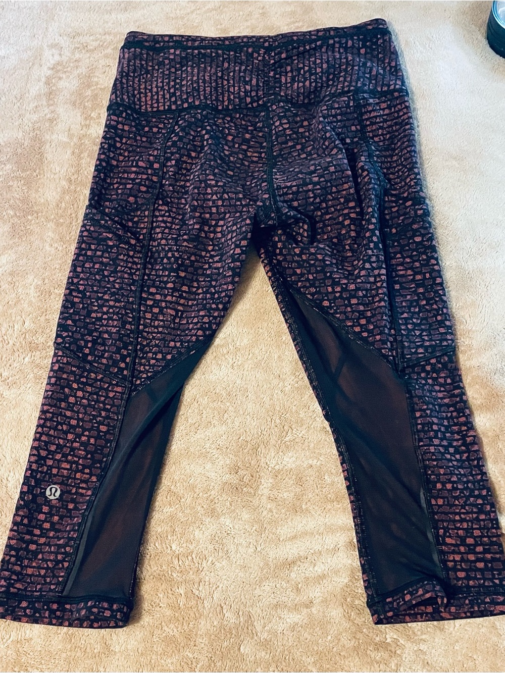 Lululemon Pace Rival crop legging "Shatter Weave Desert Teal Alberta Lake/Black”